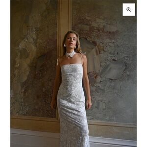 Elegant White Lace Strapless Dress